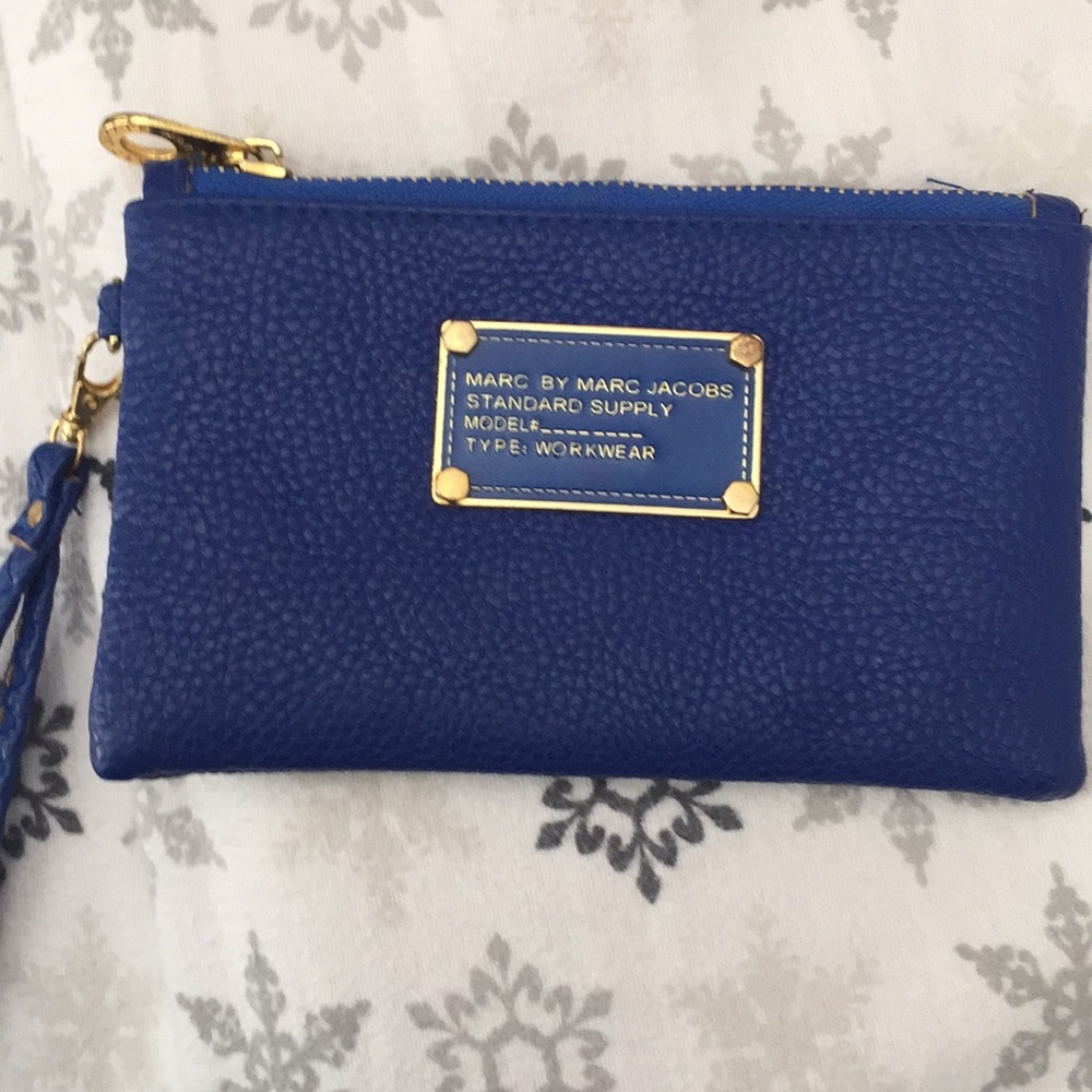 Marc Jacobs Wallet-barely used!